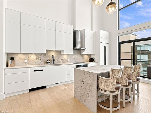 2nd image of 112 King St E #Penthouse 5