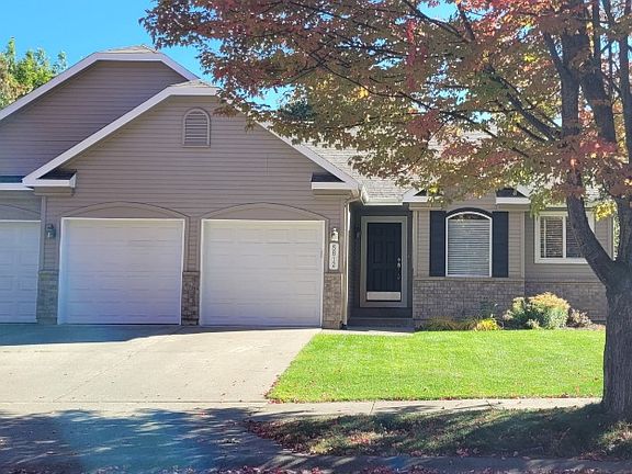 2nd image of 5812 N Toulon Dr