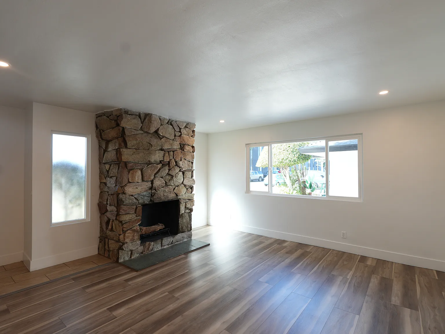 3 bed, 2.5 bath, $3,500 — Photo 3