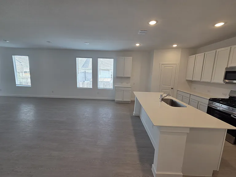 6315 Mifflin Way — Photo 6