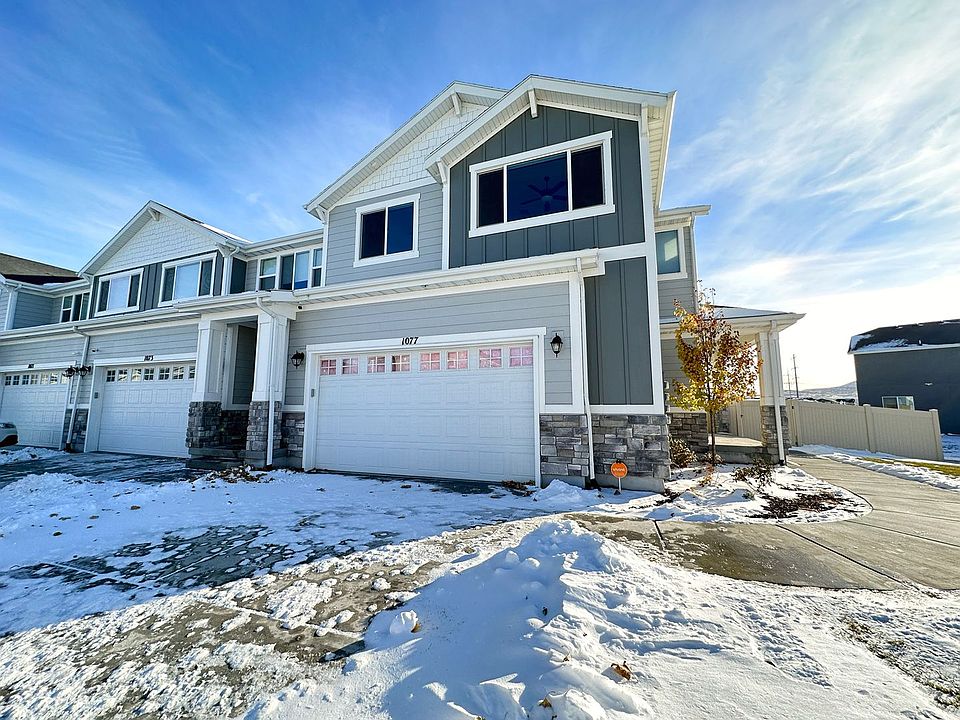 1st image of 1077 W Chimney Pass Dr