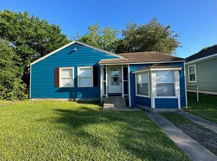 5407 Menard Ave, Galveston, TX 77551