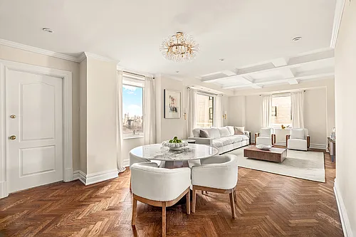 160 Central Park S Photo 1