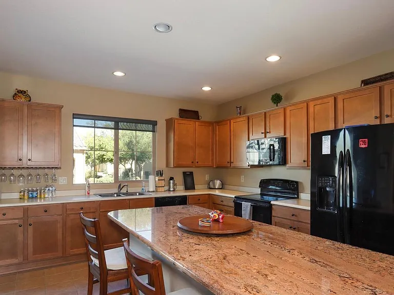 4946 W Posse Dr — Photo 15