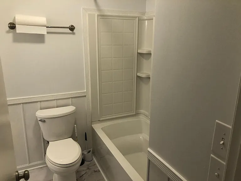 2410 Dowler Cir — Photo 6