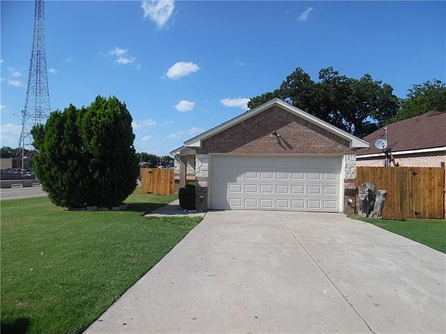 1st image of 721 Glen Garden Dr
