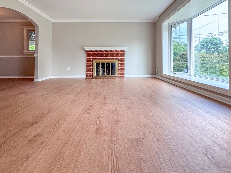 6718 Ruskin St — Photo 2