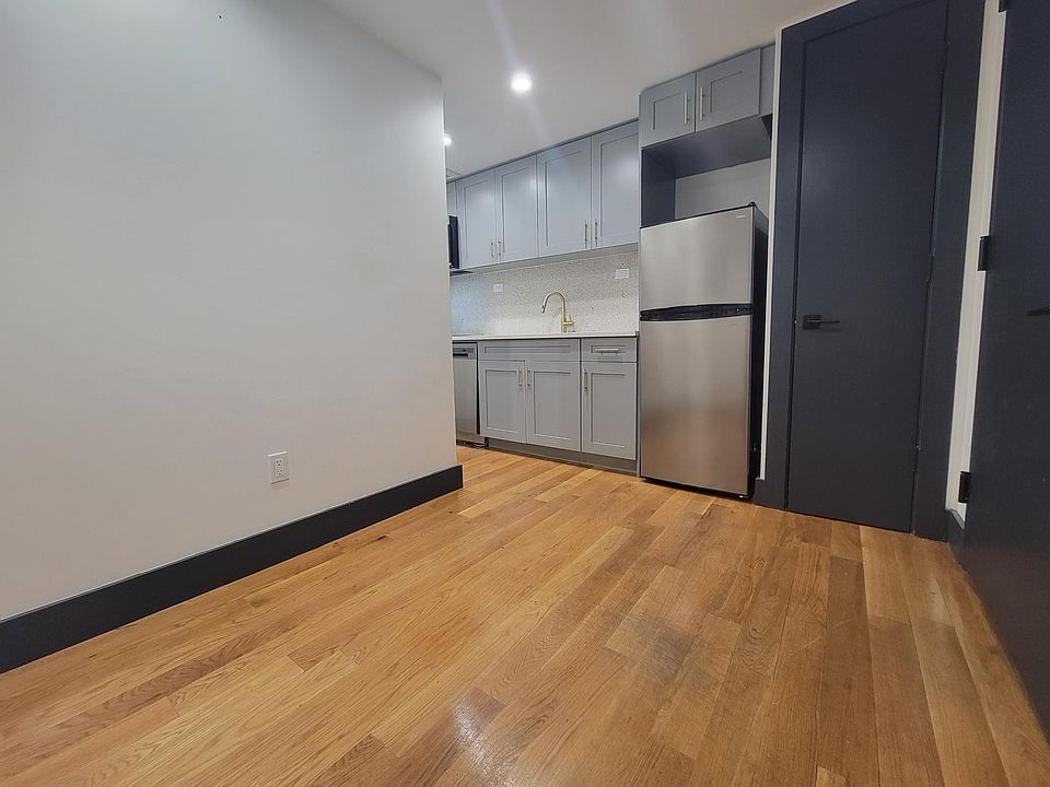 1st image of 1044 39th St #1