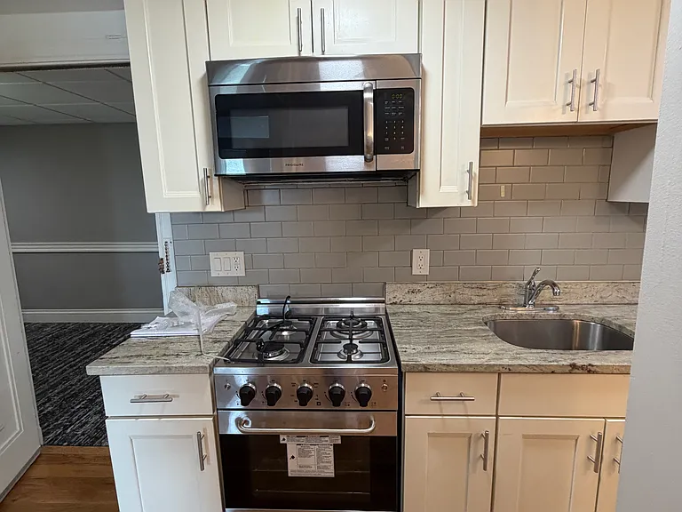 58 Westland Ave #9 — Photo 1