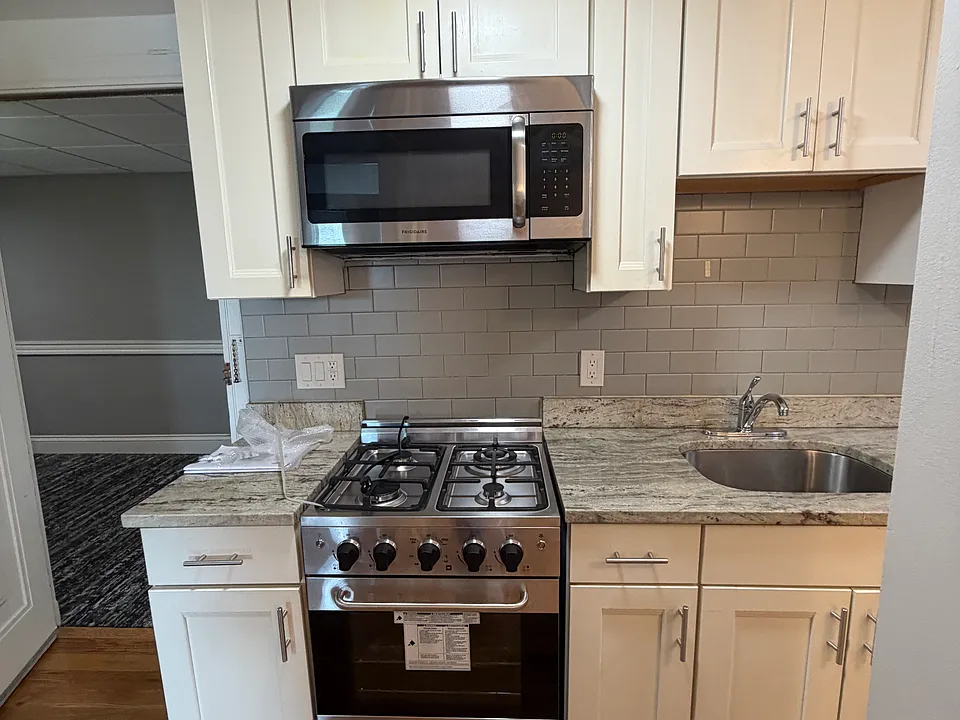 58 Westland Ave #9