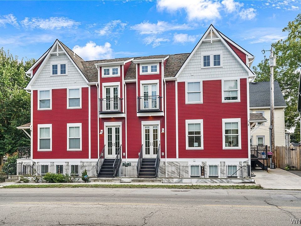 1st image of 919 W Delavan Ave