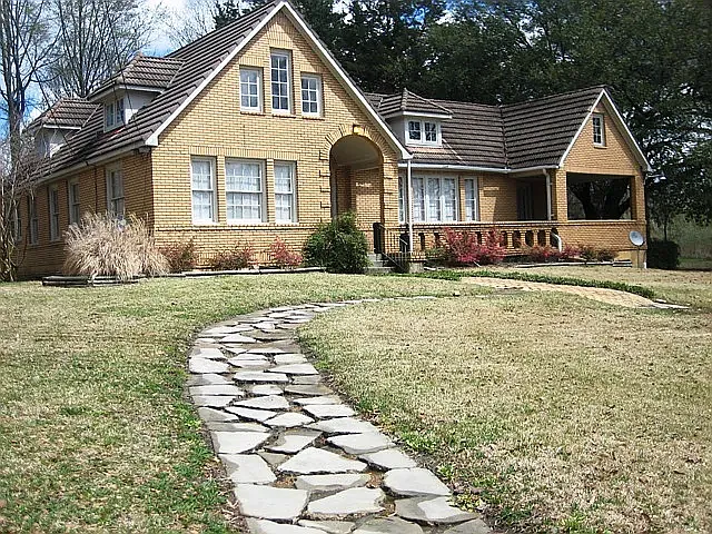 1105 Riverview Pl #A — Photo 1