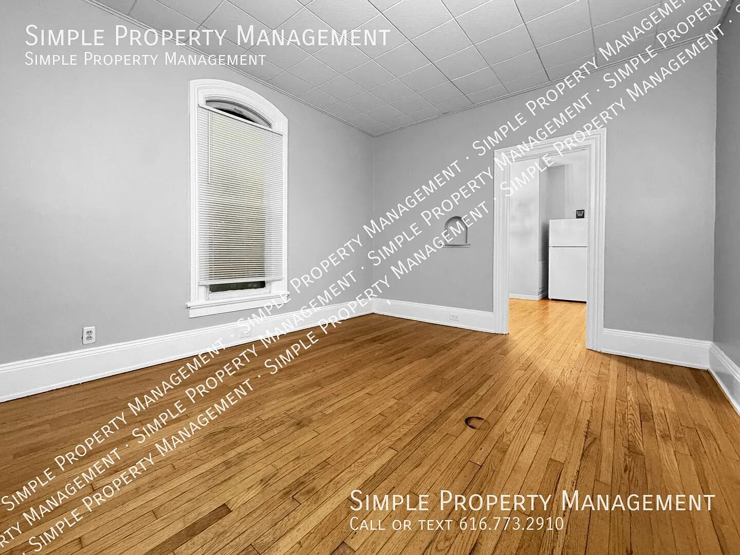 Available now: 1-bedroom, 1-bathroom at 331 Crescent St. NE #1 — Photo 3