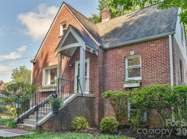 64 Arthur Rd, Asheville, NC 28806