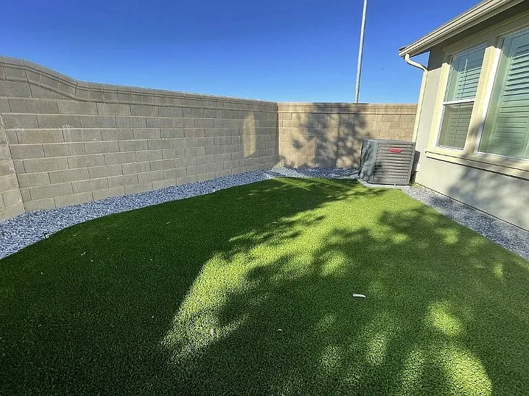 2744 Chardonnay Ln — Photo 15