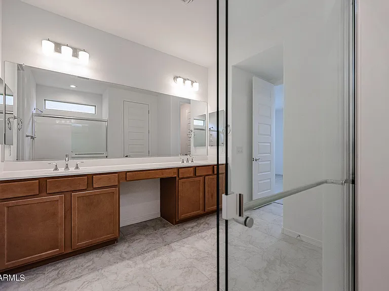 8752 W Medlock Dr — Photo 23