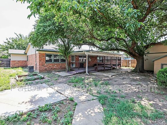 4th image of 3304 Janet Dr