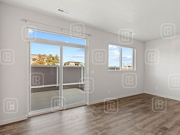 2nd image of 220 S Woodlawn Ln #1