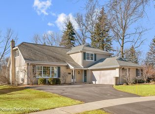 113 York Ct, Naperville, IL 60540