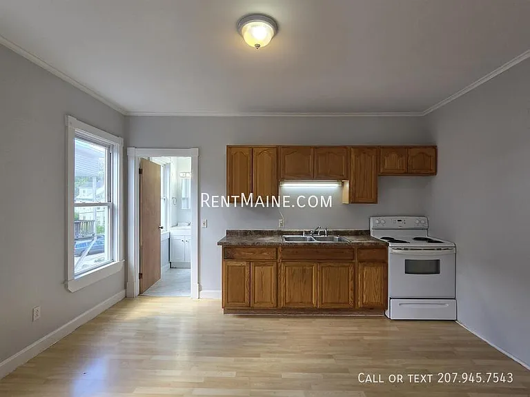 116 Sabattus St #2 — Photo 4
