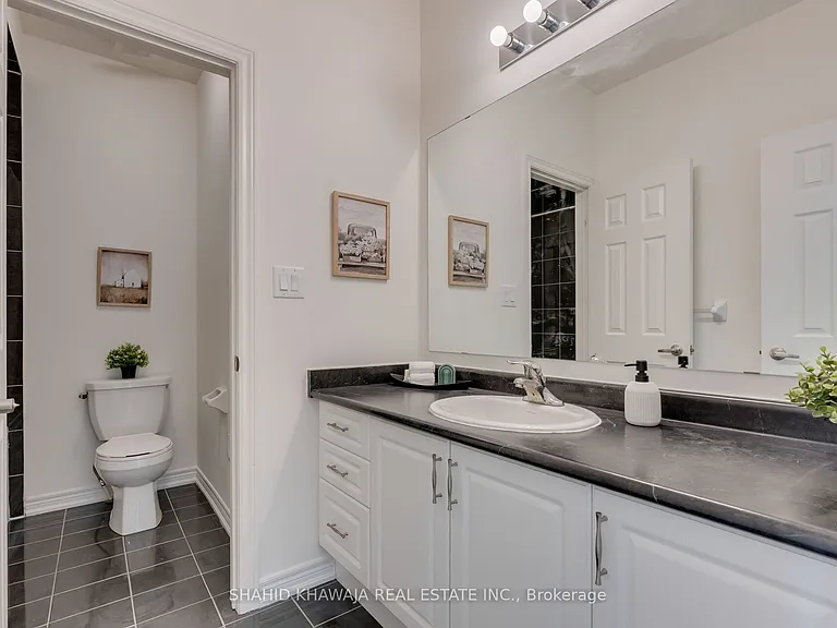 62 Holcomb Ter — Photo 22