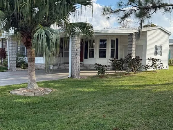 66 Hewlett Dr, Auburndale, FL 33823