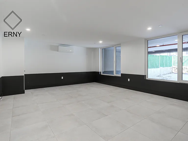 1351 Brooklyn Ave #5E — Photo 25