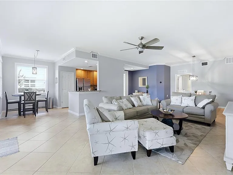 424 Winding Brook Ln #104 — Photo 14