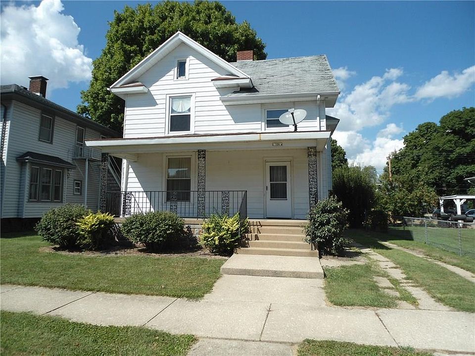 1st image of 126 E Washington St