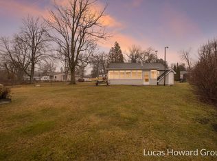 9398 Lost Trail Dr, Delton, MI 49046