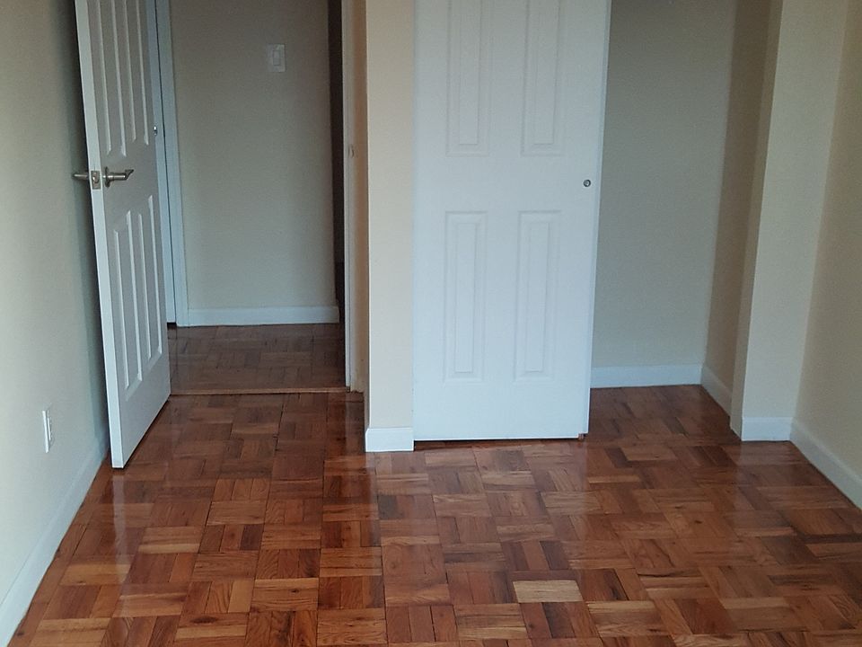 2nd image of 9419 35th Ave APT D1