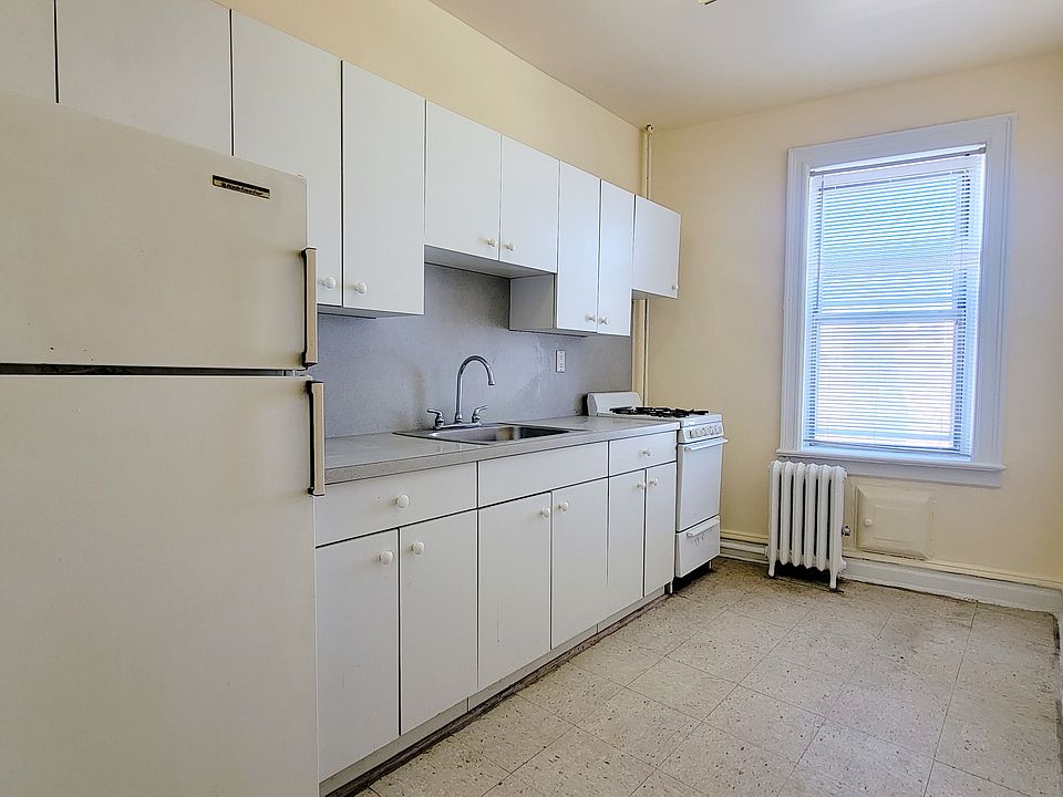 1st image of 175 Orient Ave APT 32