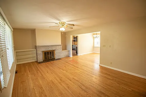 1811 Northwestern Ave Photo 1