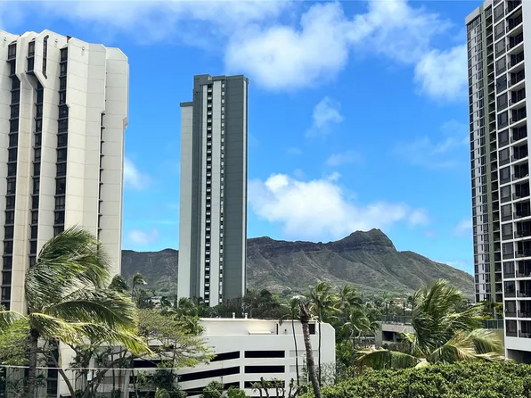 469 Ena Rd APT 2010, Honolulu, HI 96815
