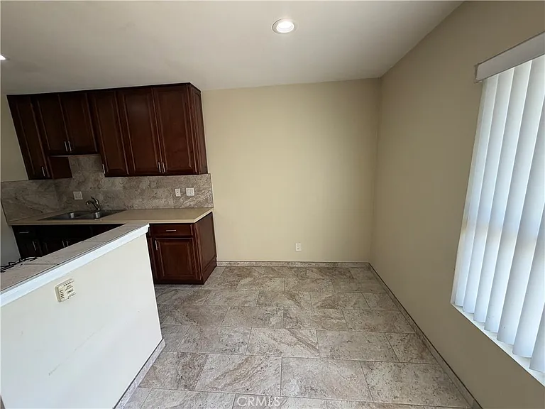 2227 E Westport Dr #2 — Photo 5