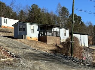 4148 Smokey Creek Rd, Lenoir, NC 28645