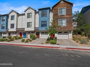 555 Logan Jacob Ln, Reno, NV 89503