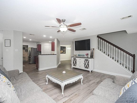 3rd image of 3111 Upland Spring Trce