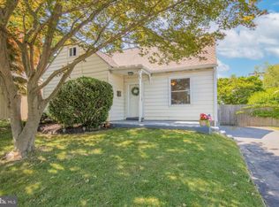 24 W County Line Rd, Hatboro, PA 19040