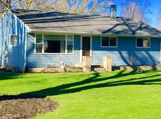 210 Green Valley Dr, Enon, OH 45323