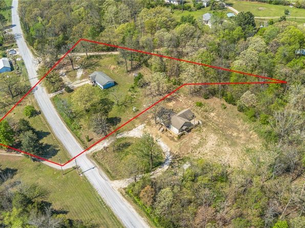 17438 Lake Sequoyah Rd, Fayetteville, AR 72701