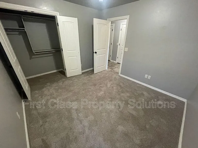 129 Ashley Dr — Photo 11