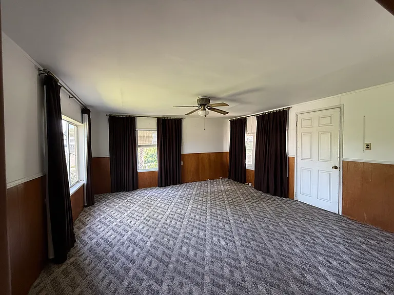 414 W Olive Ave — Photo 5
