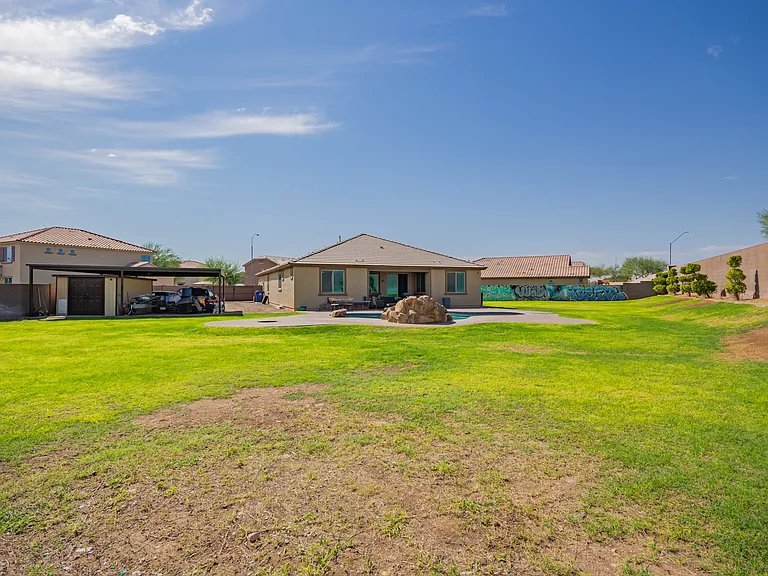 12152 W Winslow Ave — Photo 44