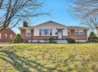 141 Frontier Rd NE, Roanoke, VA 24012