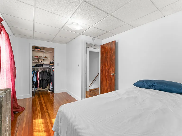 50 Moore St #2R — Photo 12