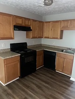 468 Johnson Pool Rd — Photo 2