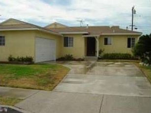 1st image of 1019 Lang Ave