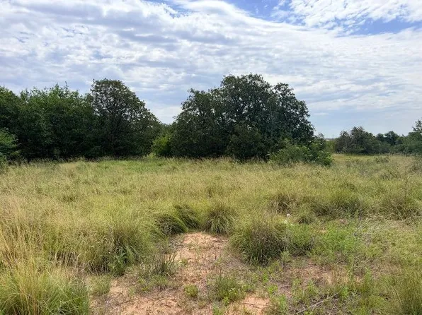 10328 N 1810th Rd, Cheyenne, OK 73628