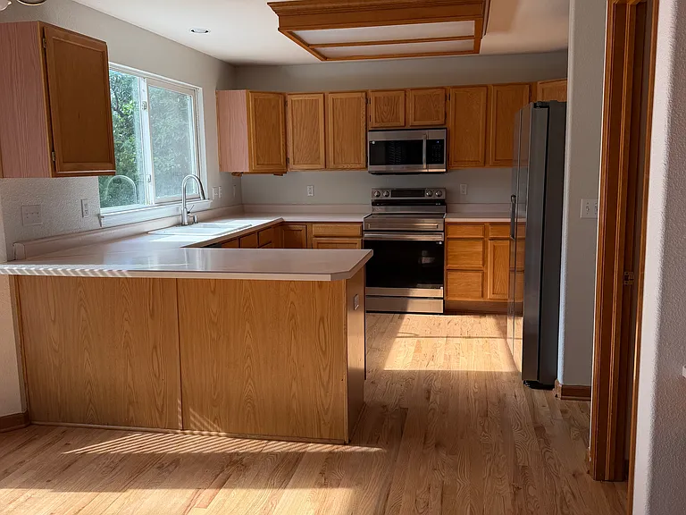 1879 Breen Ln — Photo 35